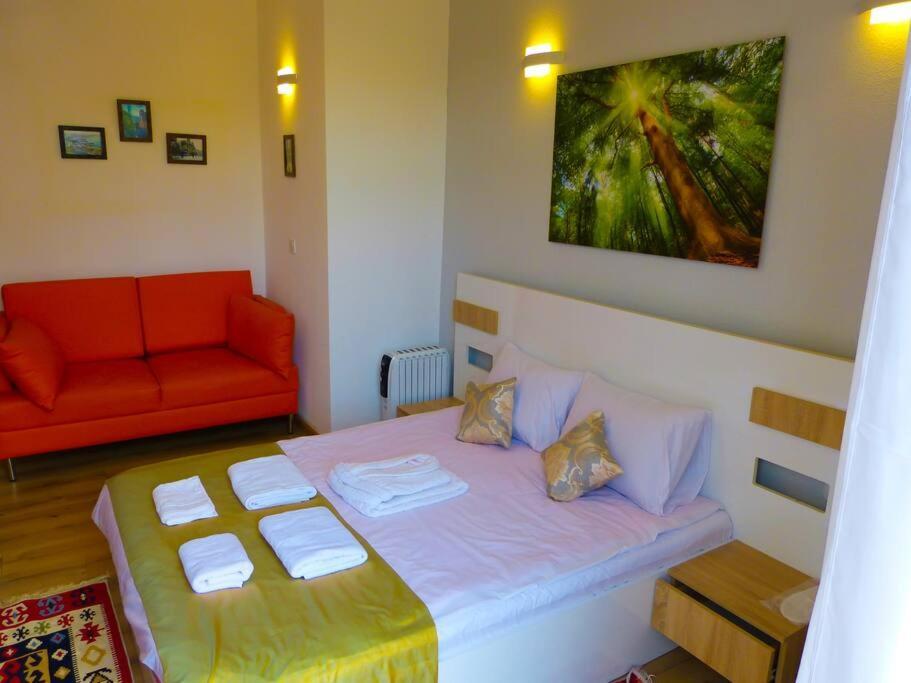 Live-Inn Stunning Apartment On Azneft Sq With President Palace & Old City Views Μπακού Εξωτερικό φωτογραφία