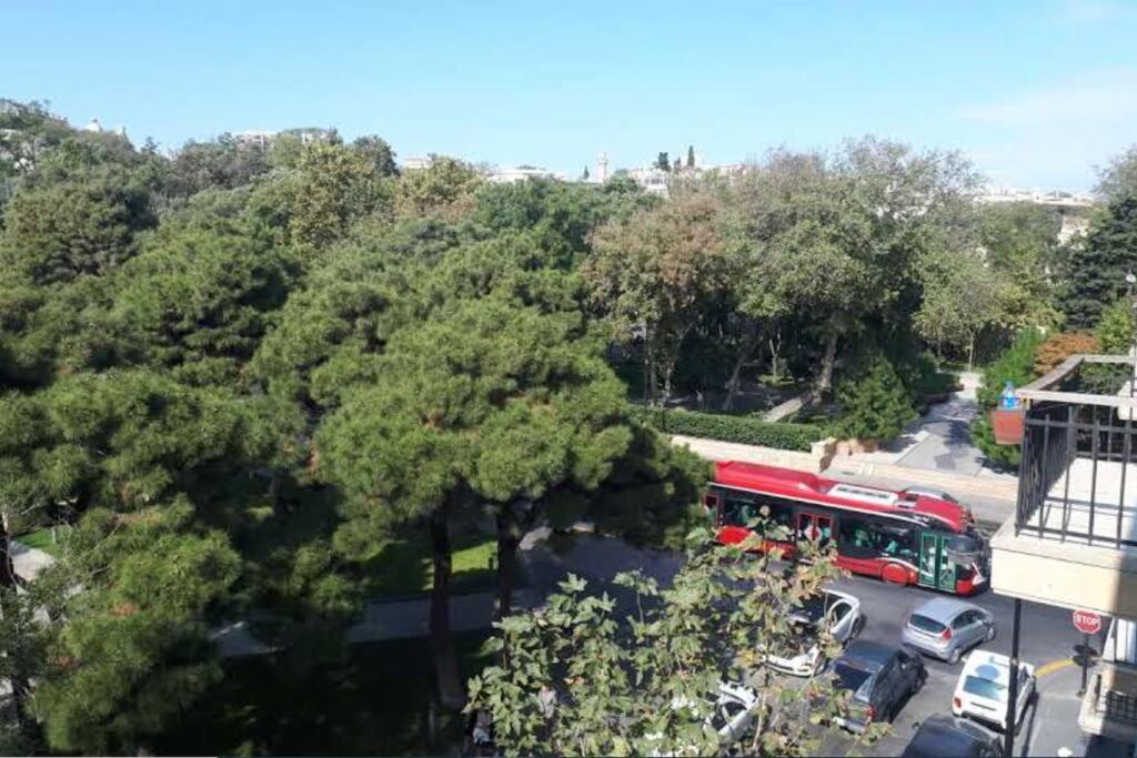 Live-Inn Stunning Apartment On Azneft Sq With President Palace & Old City Views Μπακού Εξωτερικό φωτογραφία