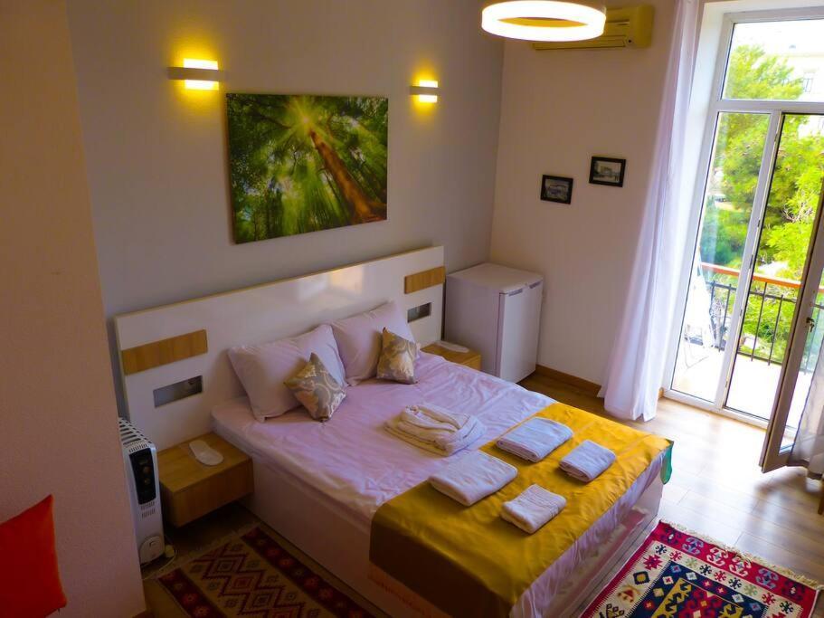 Live-Inn Stunning Apartment On Azneft Sq With President Palace & Old City Views Μπακού Εξωτερικό φωτογραφία
